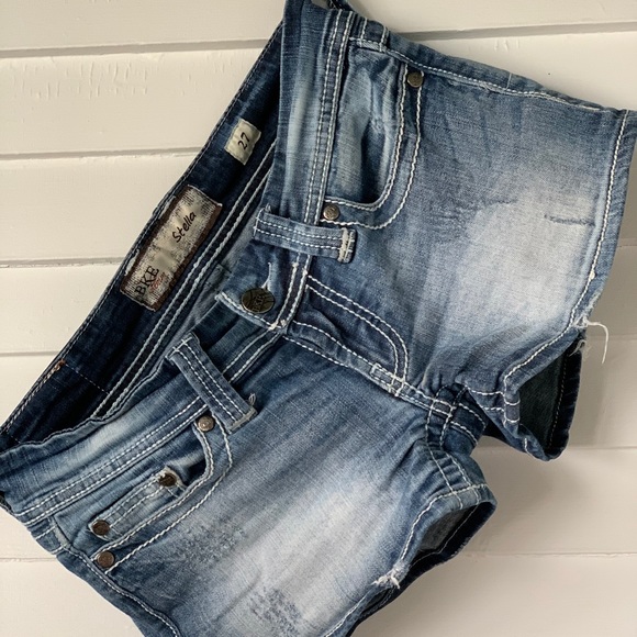 BKE Stella Shorts - Picture 5 of 7